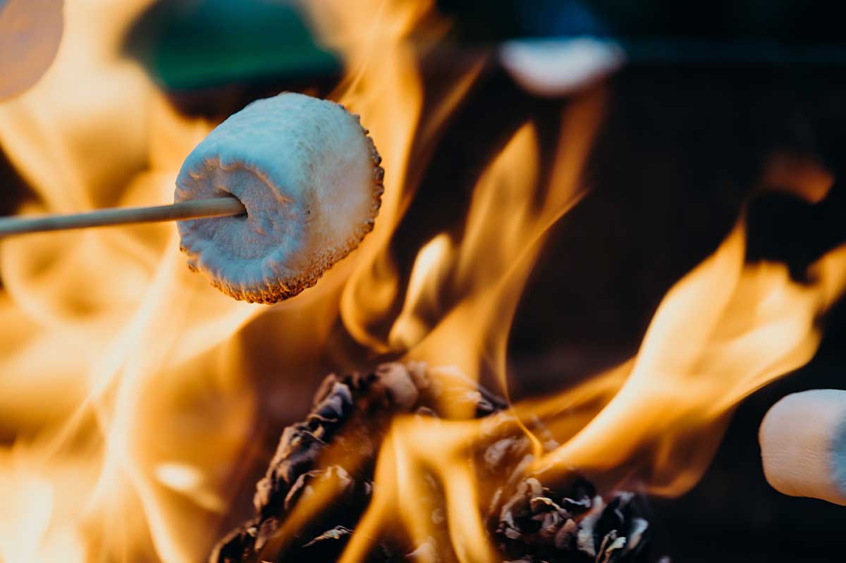 Making-Smores-as-a-Family-Tradition